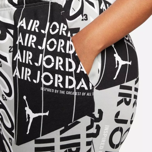 NWT Jordan all over print joggers with pockets for women size 1X - Picture 4 of 7